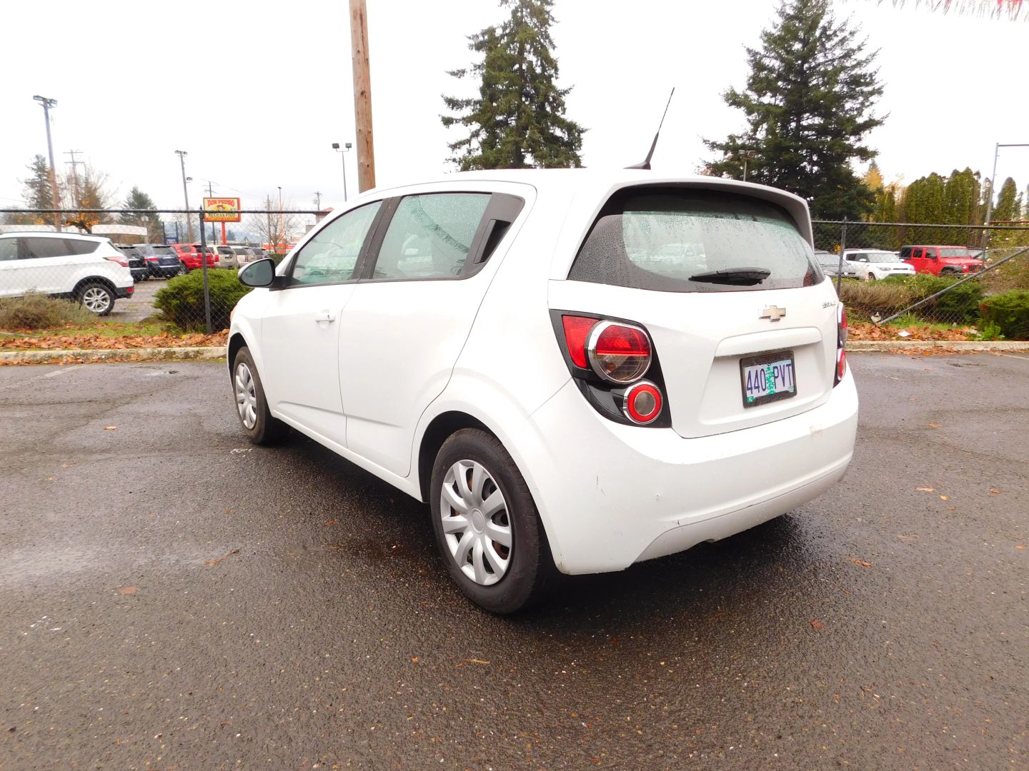 2014 Chevrolet Sonic LS - Photo 4