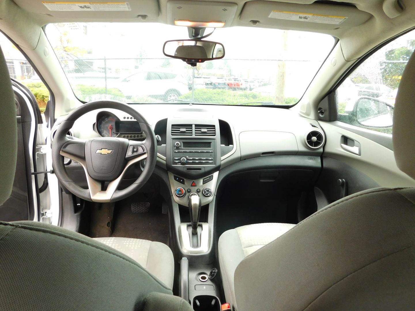 2014 Chevrolet Sonic LS - Photo 13