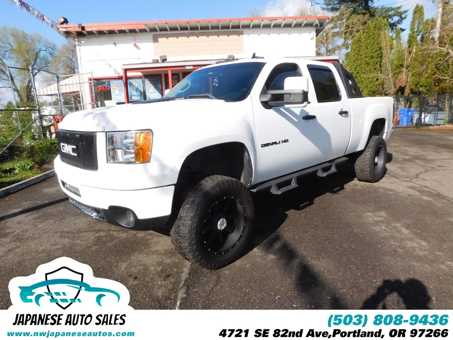 2012 GMC Sierra 4WD Crew Cab Standard Box's photo