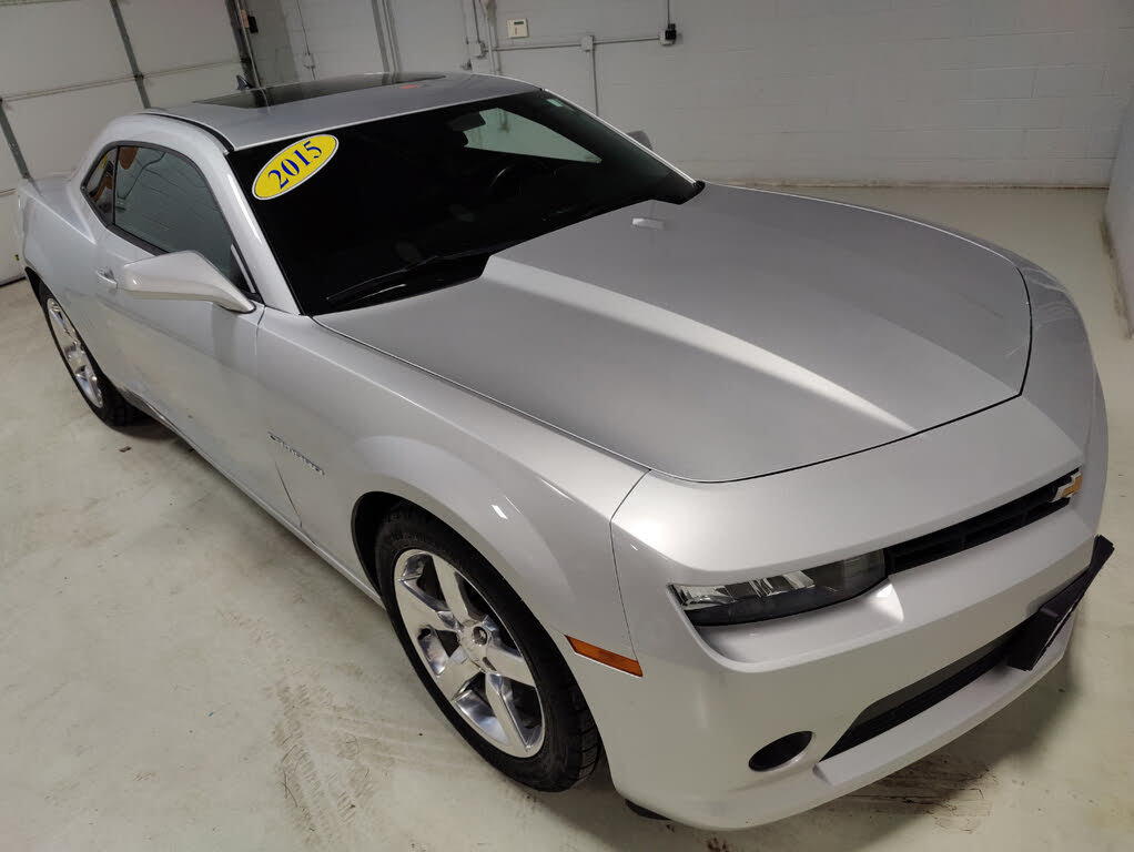 2015 Chevrolet Camaro 1LT photo 3