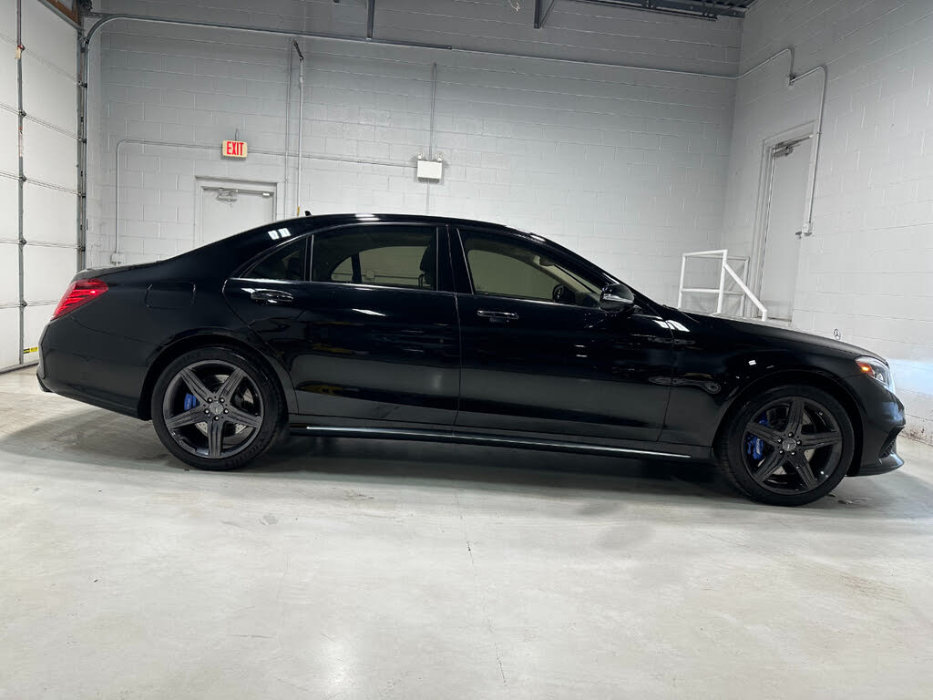 2015 Mercedes Benz S 63 AMG photo 2