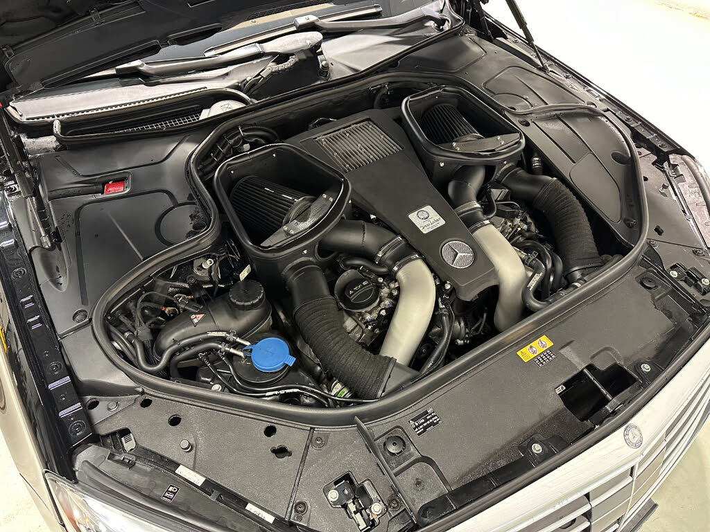2015 Mercedes Benz S 63 AMG photo 3