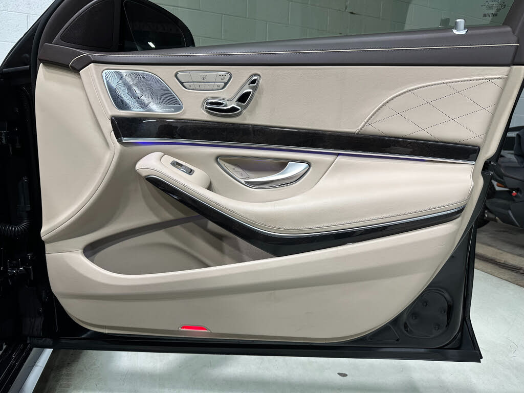 2015 Mercedes Benz S 63 AMG photo 10
