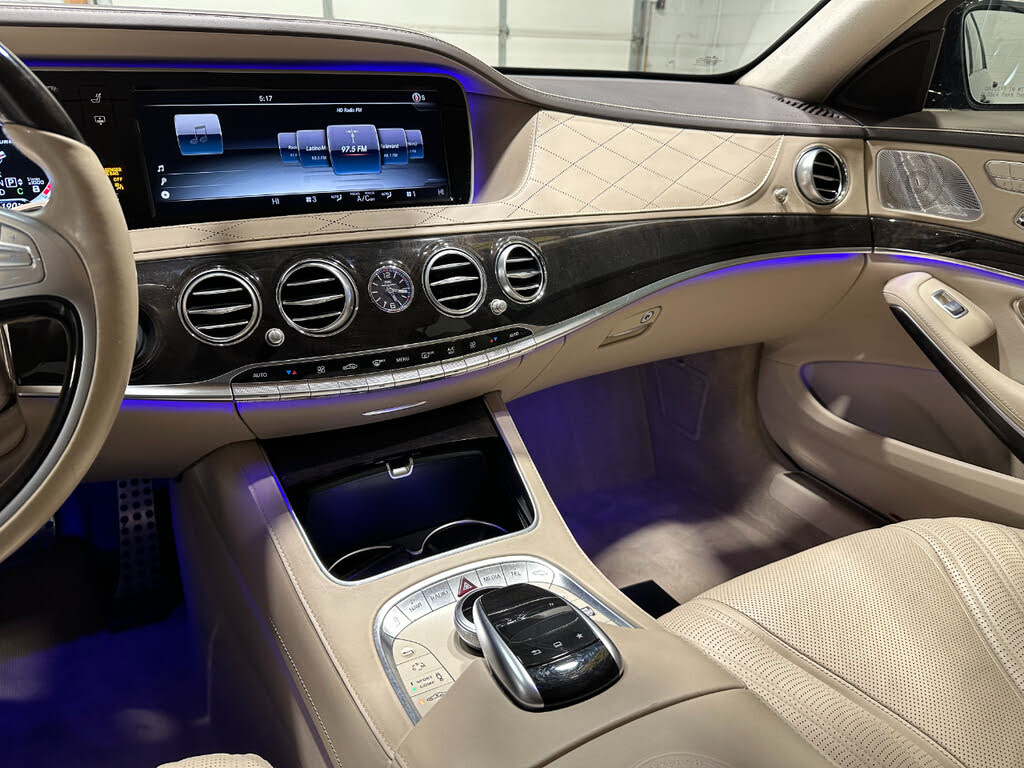 2015 Mercedes Benz S 63 AMG photo 35
