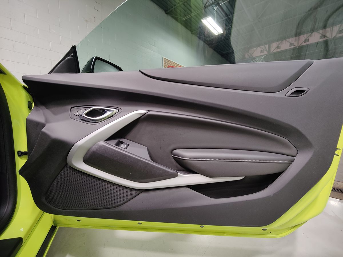 2021 Chevrolet Camaro 1LE photo 8