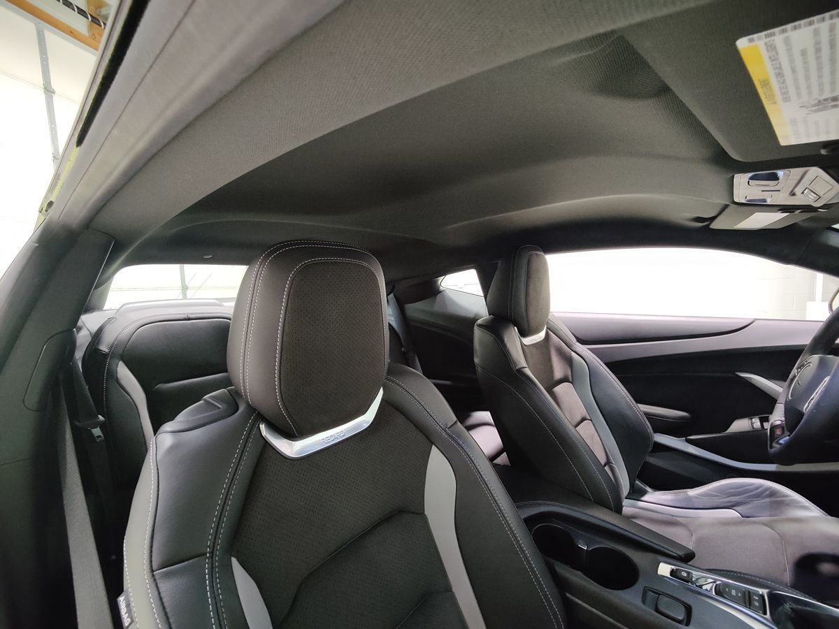 2021 Chevrolet Camaro 1LE photo 11