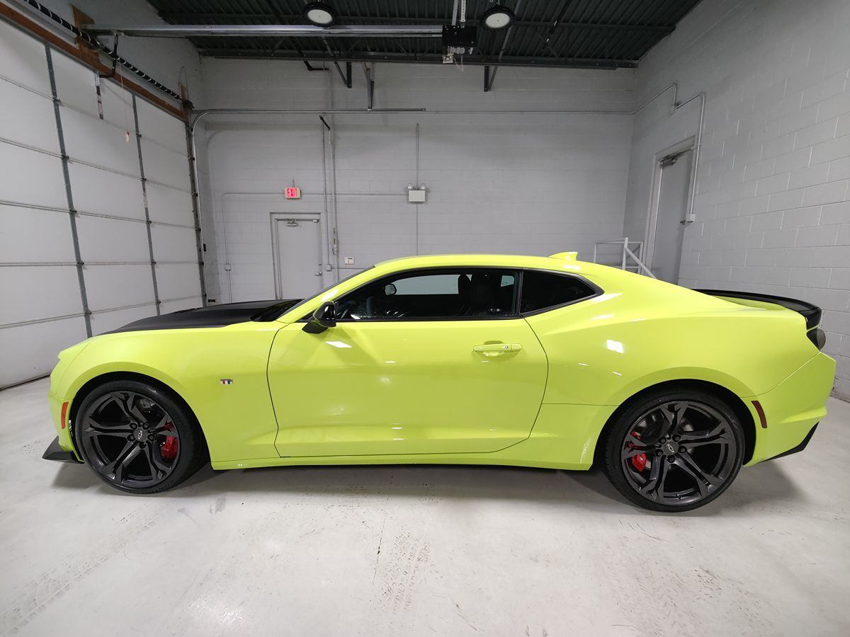 2021 Chevrolet Camaro 1LE photo 14