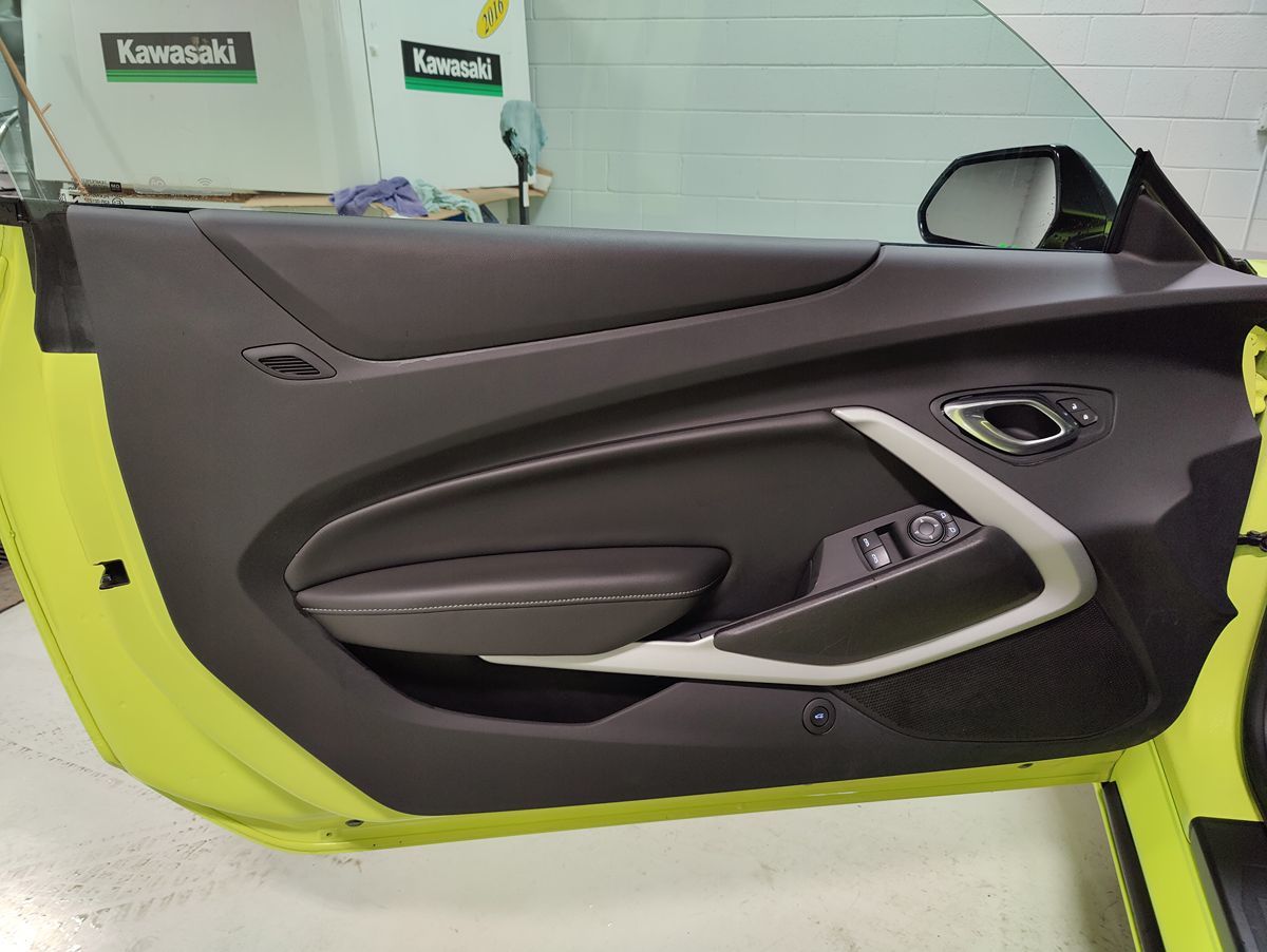 2021 Chevrolet Camaro 1LE photo 16