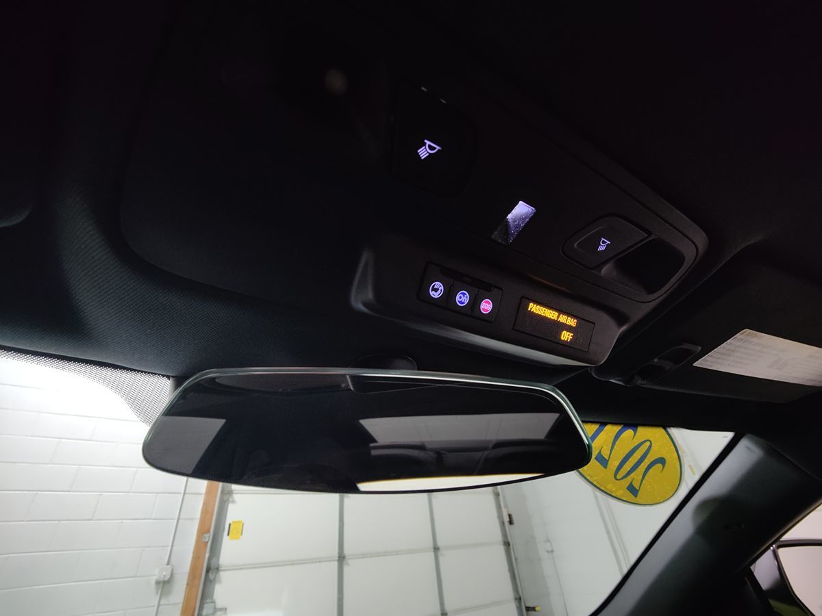 2021 Chevrolet Camaro 1LE photo 29