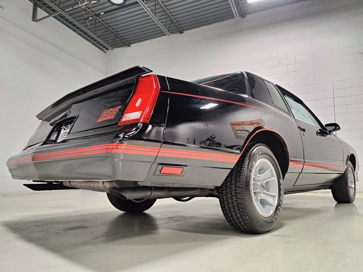 1987 Chevrolet Monte Carlo - Photo 7