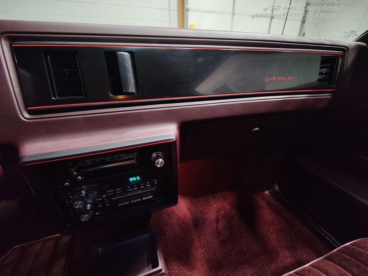 1987 Chevrolet Monte Carlo - Photo 38