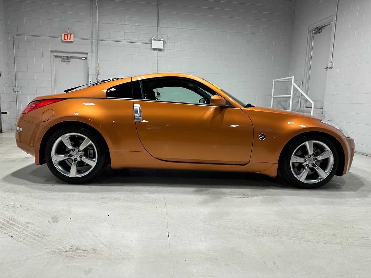 2006 Nissan 350Z photo 2