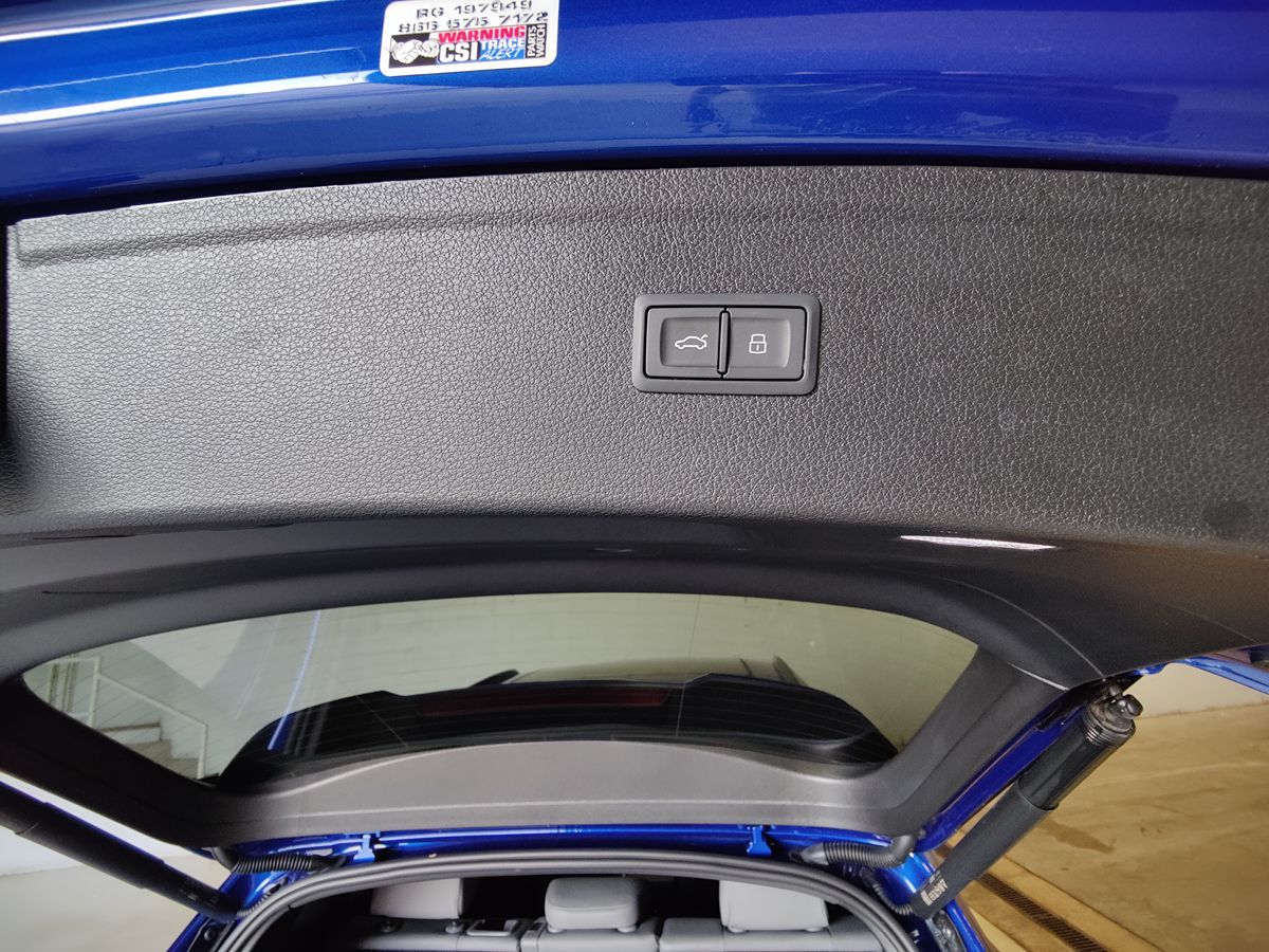 2022 Audi SQ5 Premium Plus photo 8