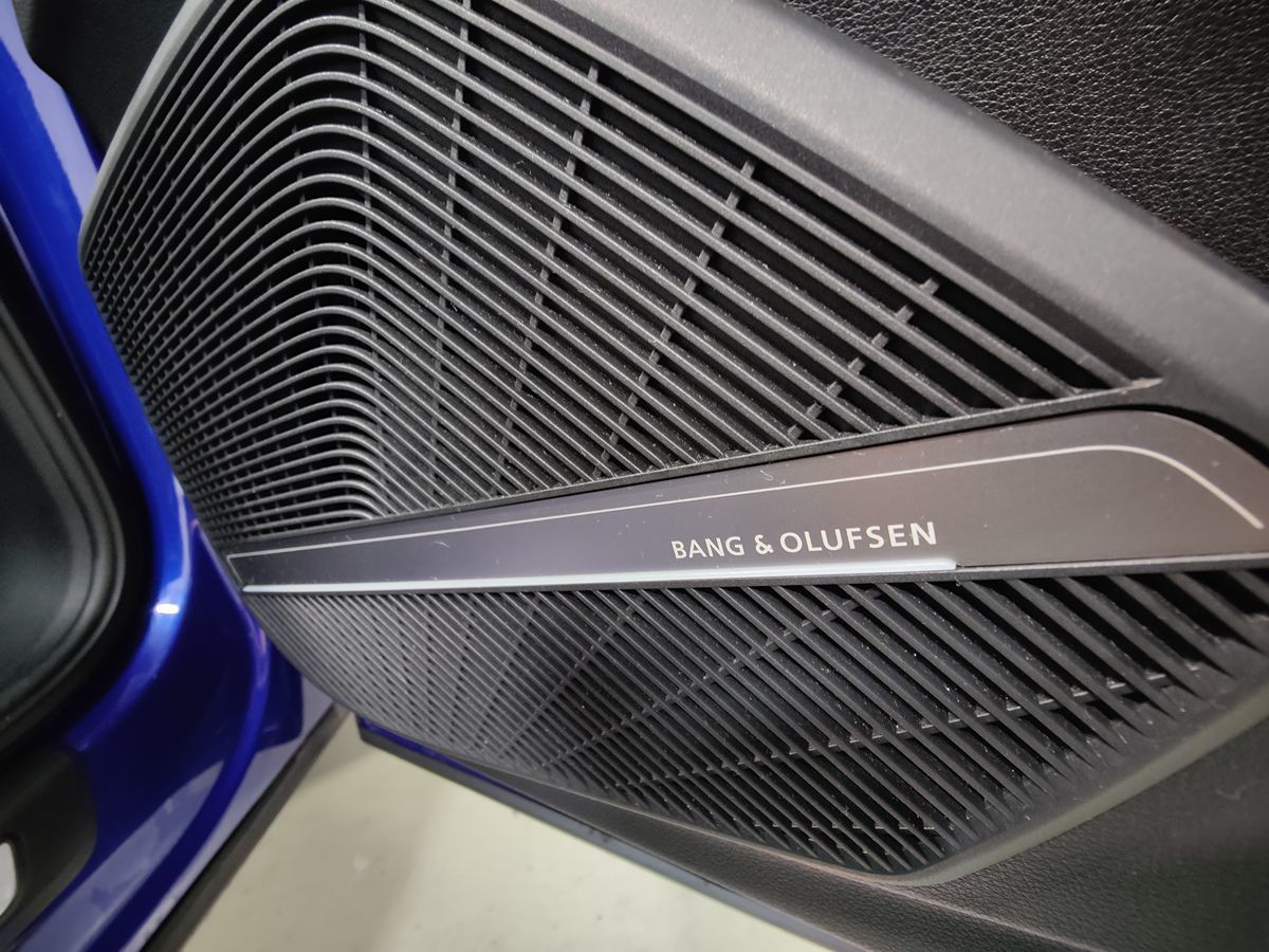 2022 Audi SQ5 Premium Plus photo 11