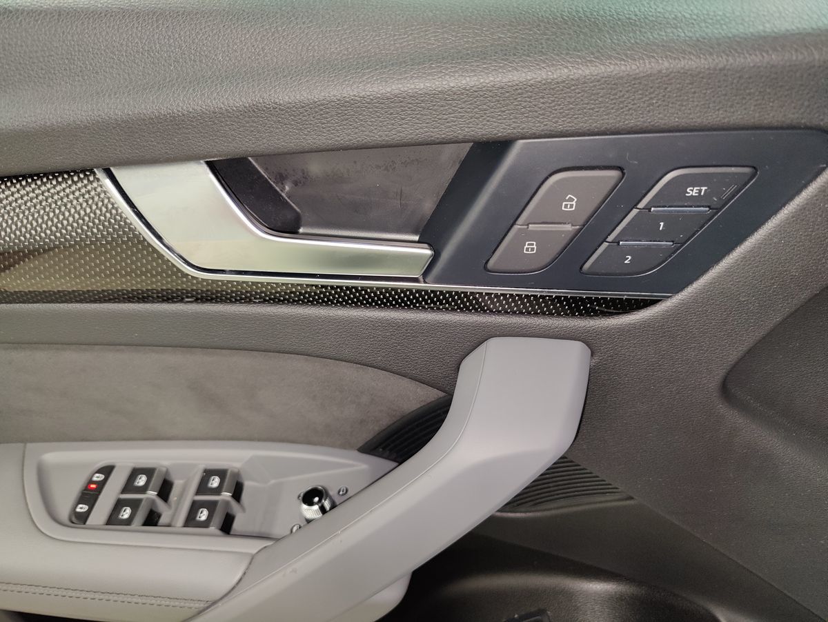 2022 Audi SQ5 Premium Plus photo 22