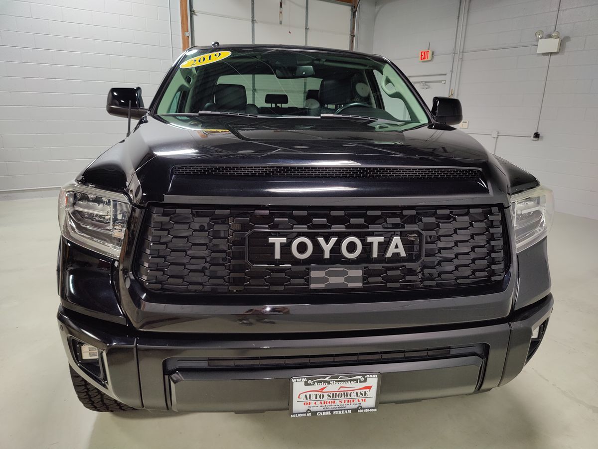 2019 Toyota Tundra Platinum Grade photo 2
