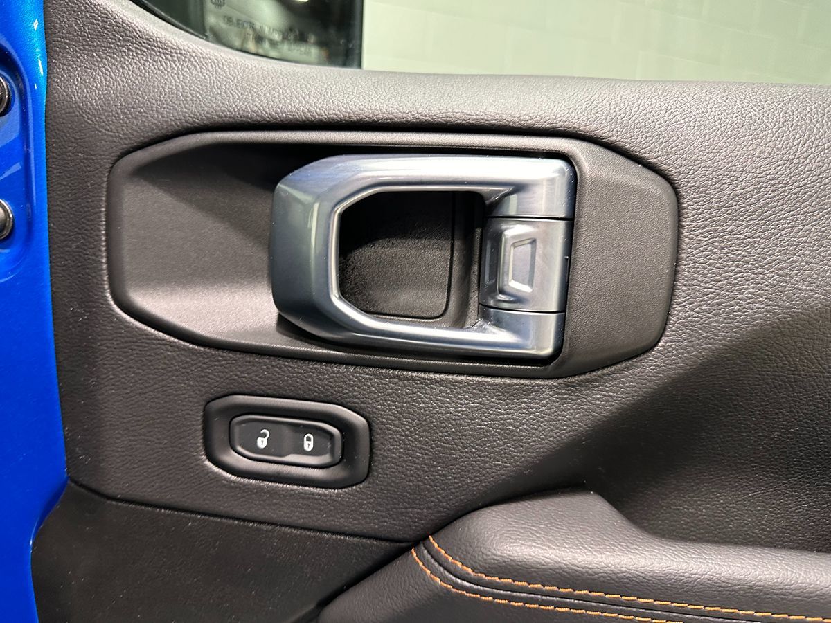 2022 Jeep Gladiator Mojave photo 12