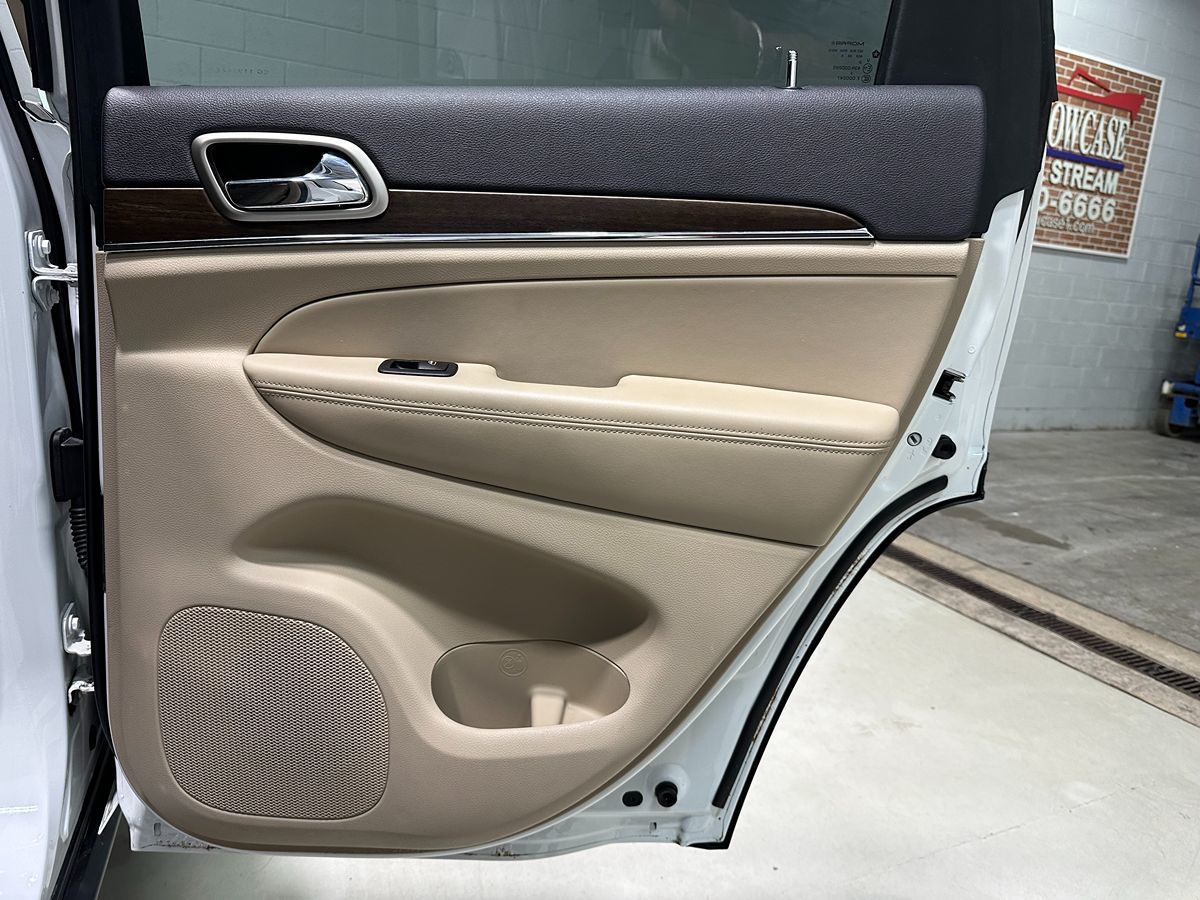 2016 Jeep Grand Cherokee Limited - Photo 16