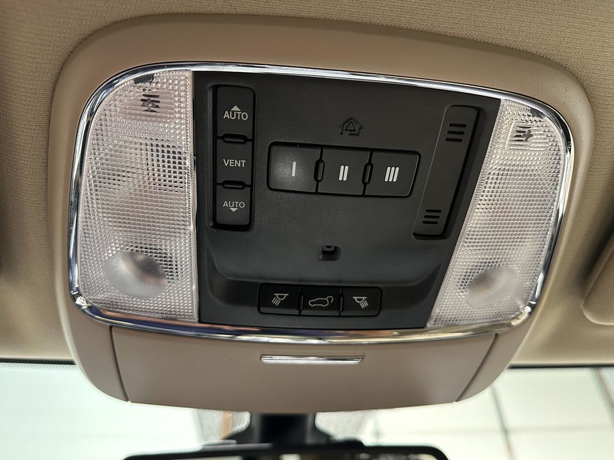 2016 Jeep Grand Cherokee Limited - Photo 47
