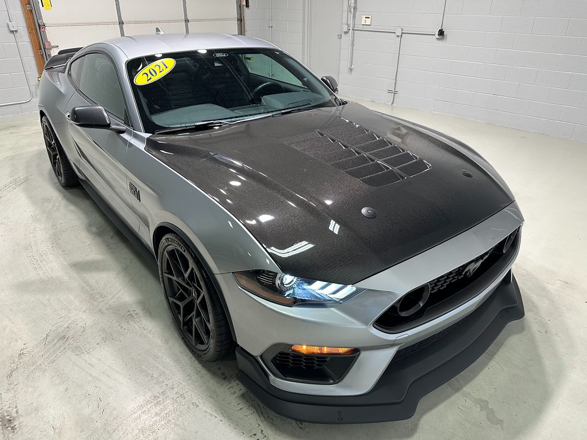 2021 Ford Mustang Mach 1 photo 3