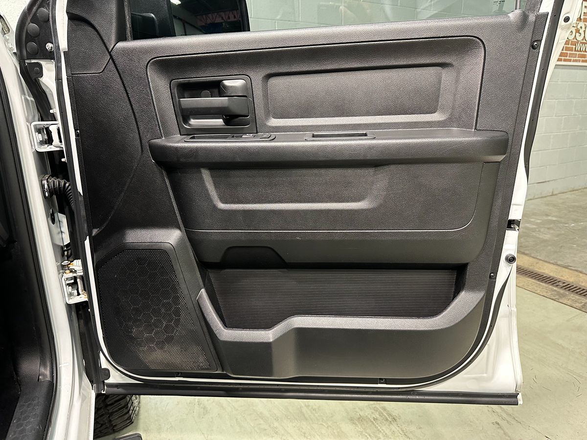 2016 Ram 1500 Express photo 7