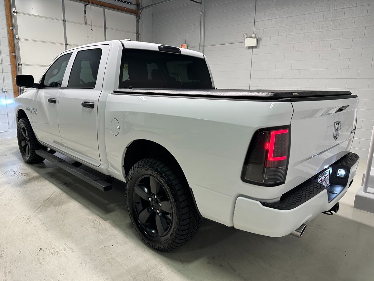 2016 Ram 1500 Express photo 16