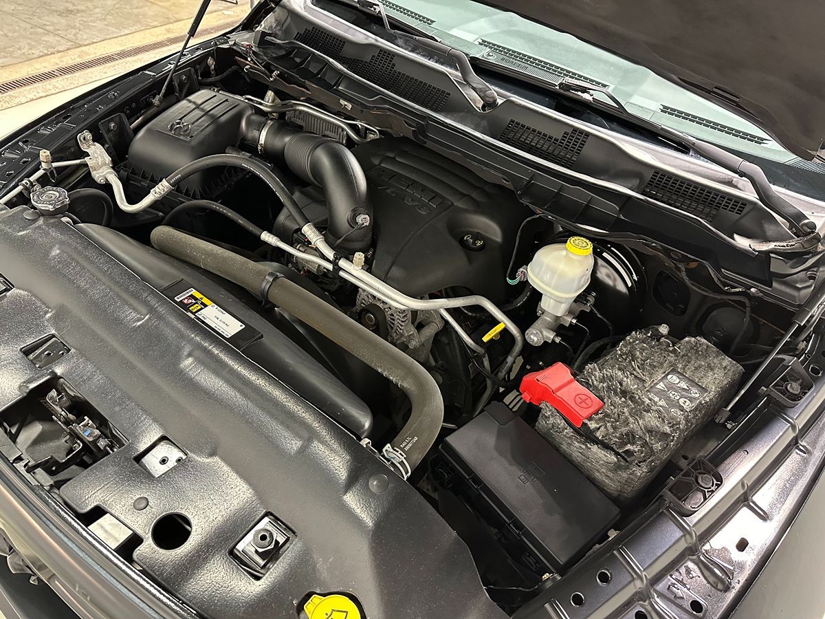 2015 Ram 1500 Express photo 3