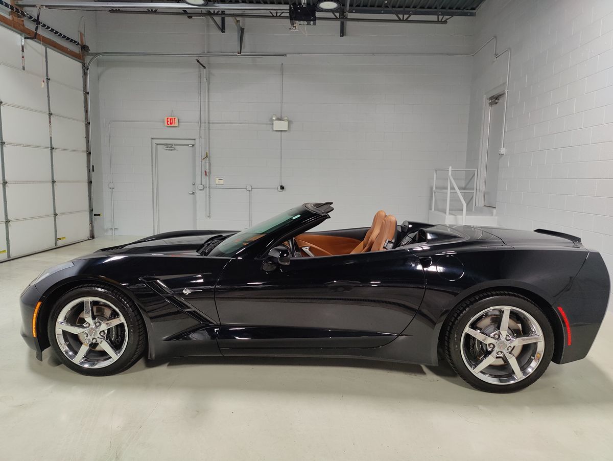2014 Chevrolet Corvette Stingray 3LT photo 17
