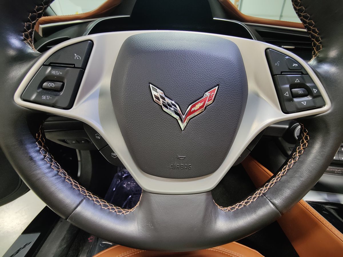 2014 Chevrolet Corvette Stingray 3LT photo 24