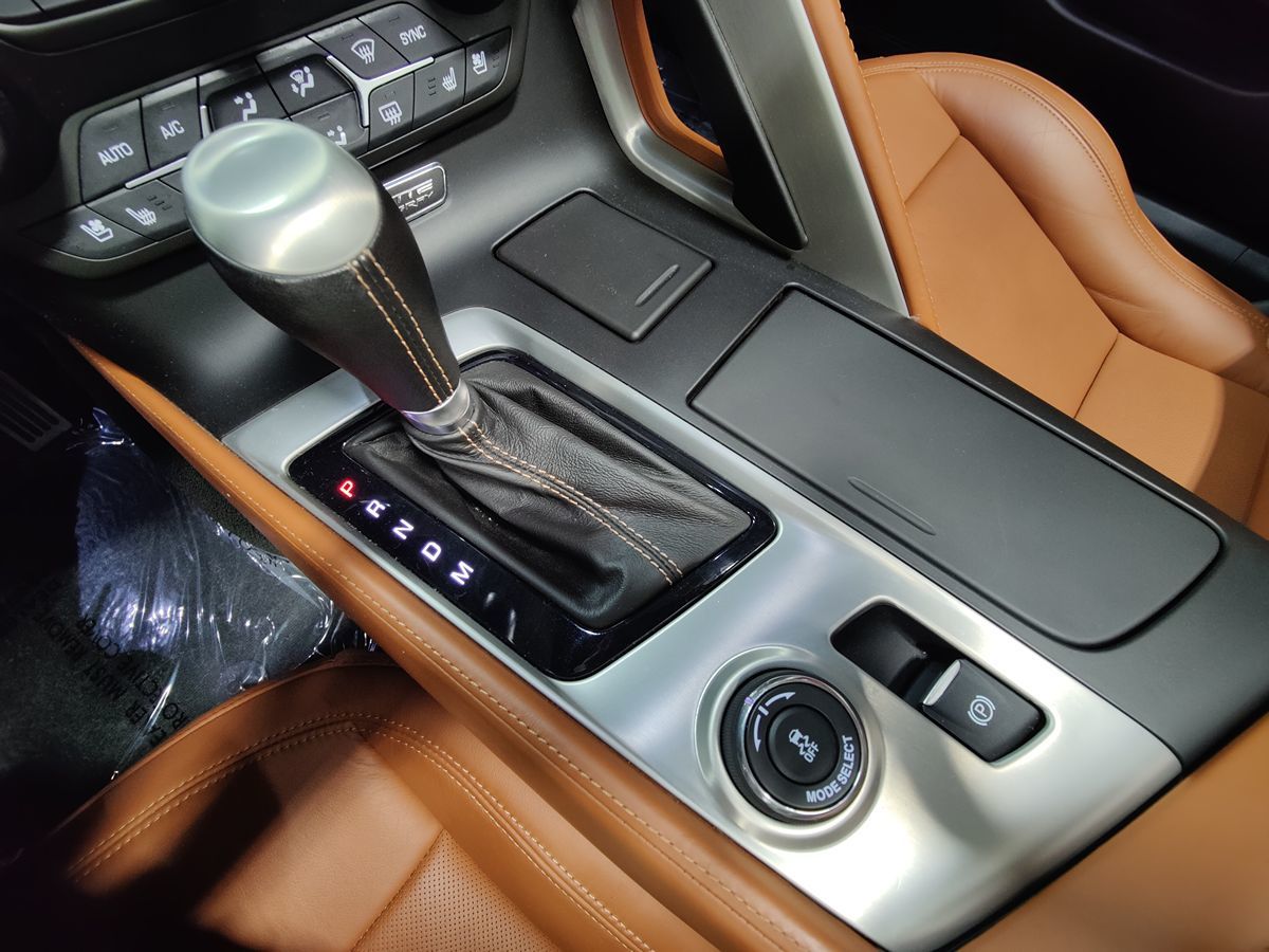 2014 Chevrolet Corvette Stingray 3LT photo 26
