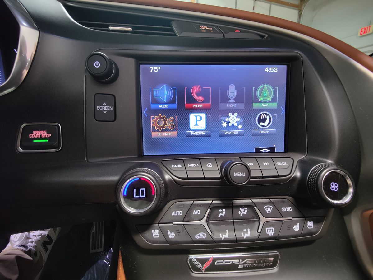 2014 Chevrolet Corvette Stingray 3LT photo 27