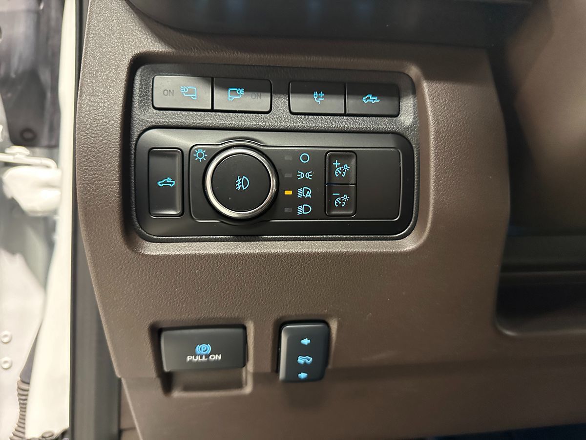 2023 Ford F-250 King Ranch photo 28