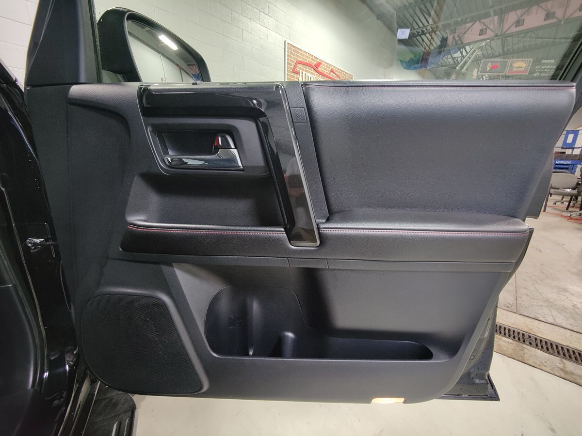 2015 Toyota 4Runner TRD Pro - Photo 9