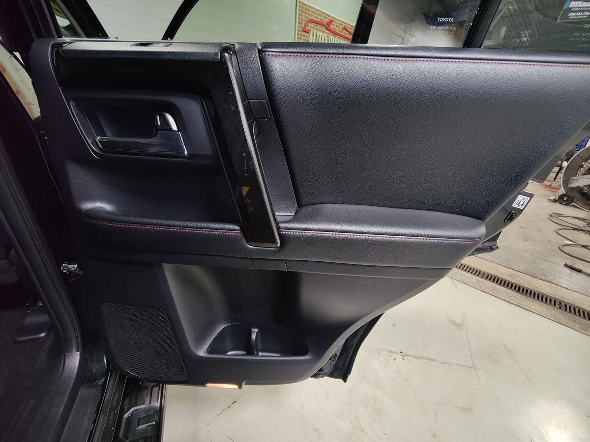 2015 Toyota 4Runner TRD Pro - Photo 13