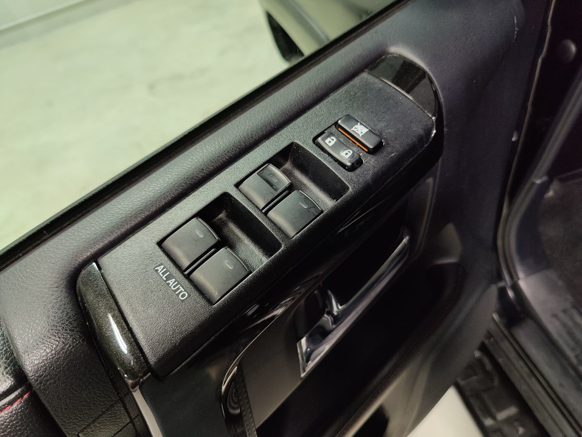 2015 Toyota 4Runner TRD Pro - Photo 19