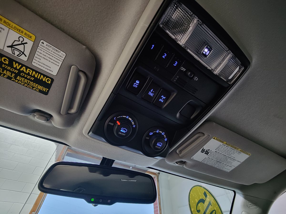 2015 Toyota 4Runner TRD Pro - Photo 34