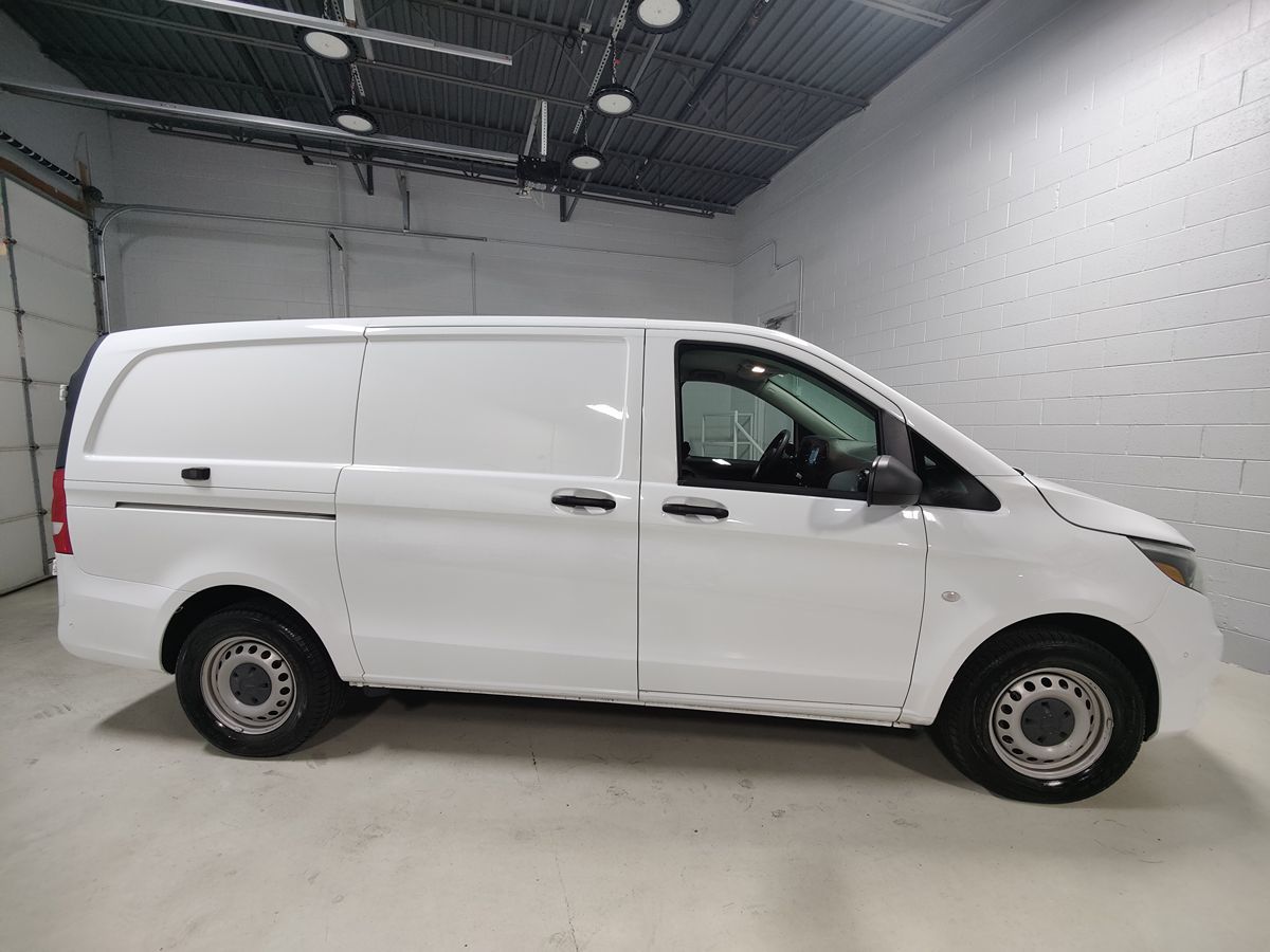 2023 Mercedes Benz Metris Cargo Van photo 4