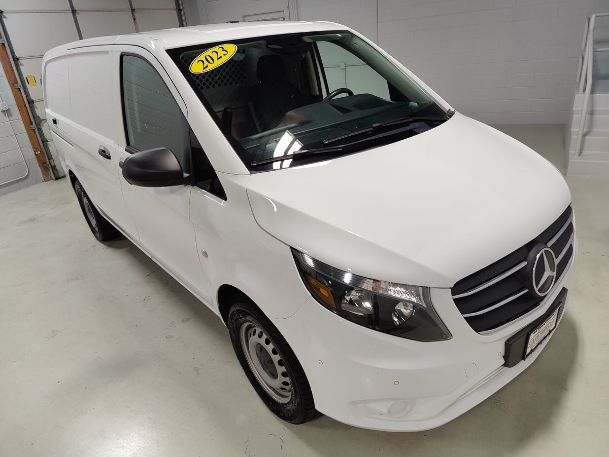 2023 Mercedes Benz Metris Cargo Van photo 2