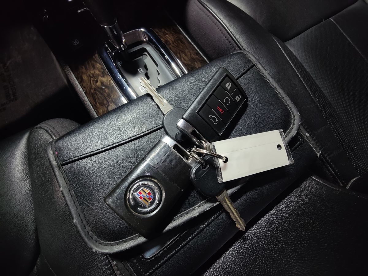 2008 Cadillac DTS photo 26