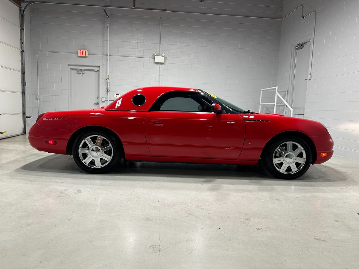 2004 Ford Thunderbird Premium photo 2