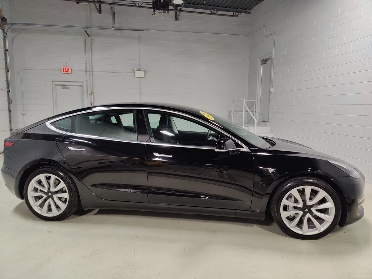 2020 Tesla Model 3 Long Range photo 5