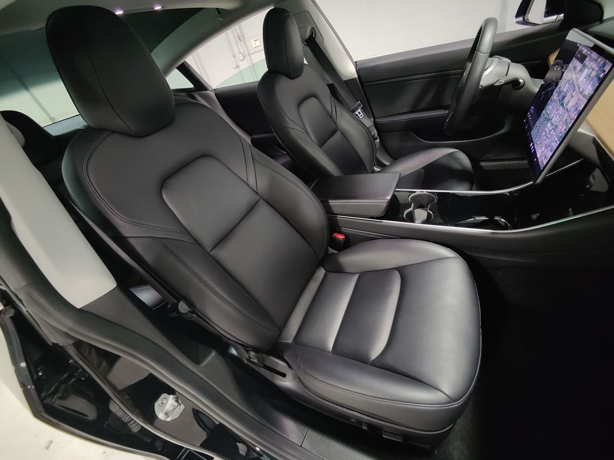 2020 Tesla Model 3 Long Range photo 11