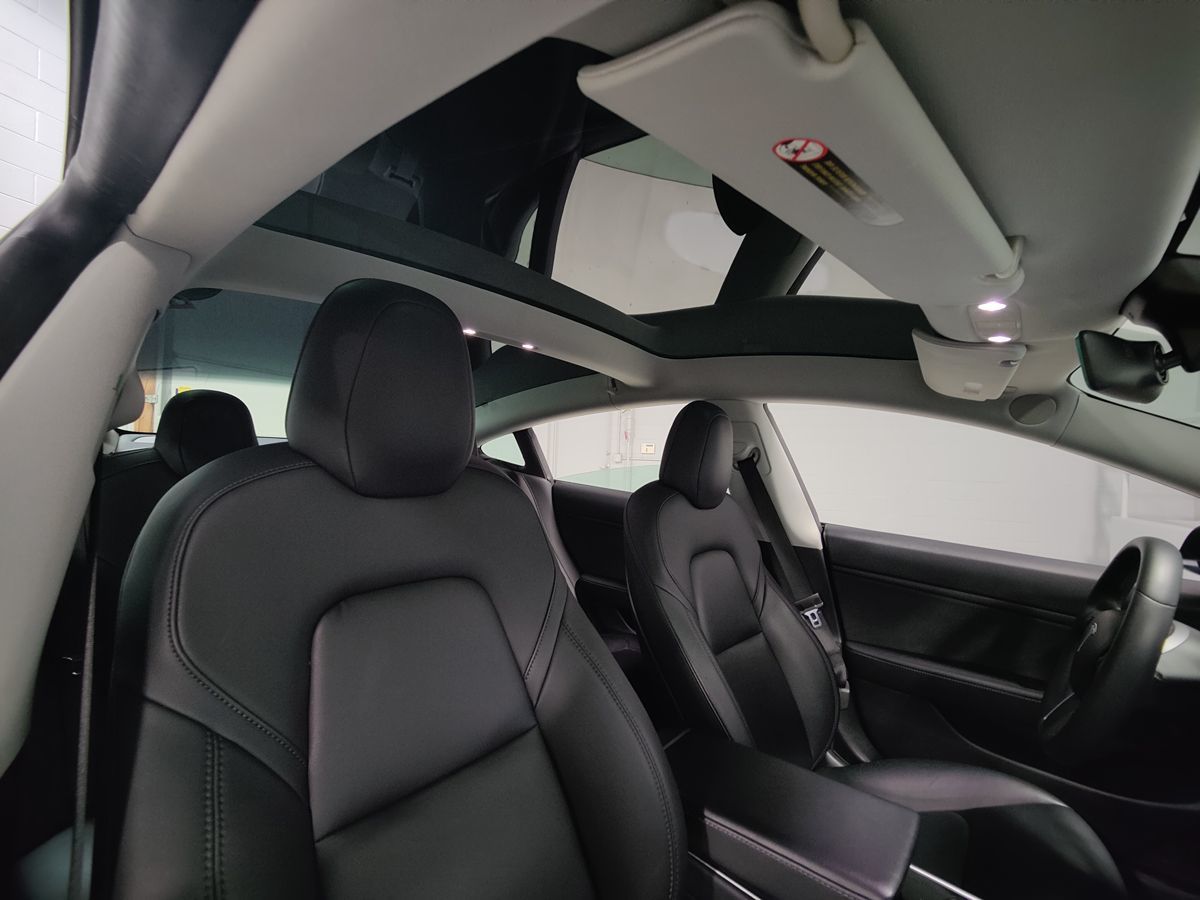 2020 Tesla Model 3 Long Range photo 12