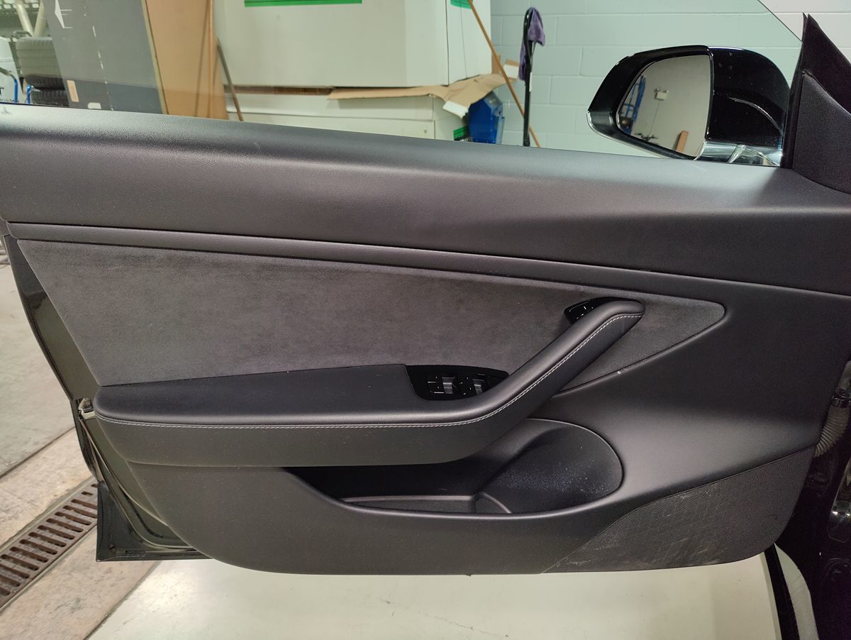 2020 Tesla Model 3 Long Range photo 17
