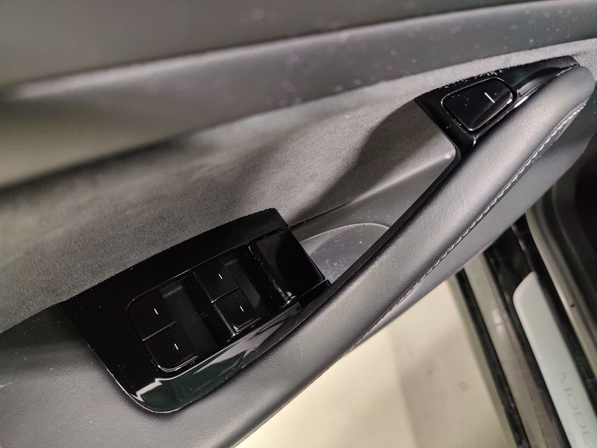 2020 Tesla Model 3 Long Range photo 18