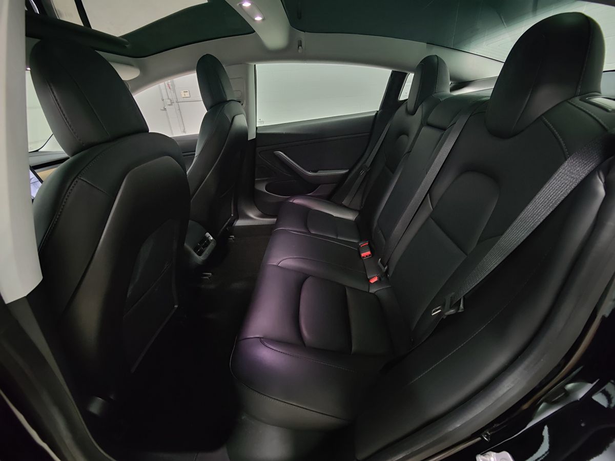 2020 Tesla Model 3 Long Range photo 29