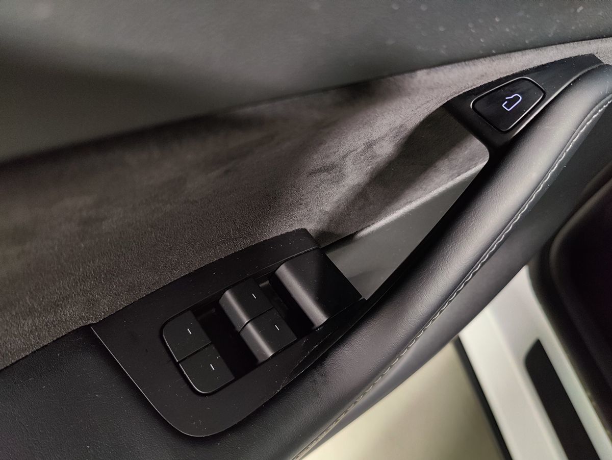 2022 Tesla Model Y Long Range photo 15