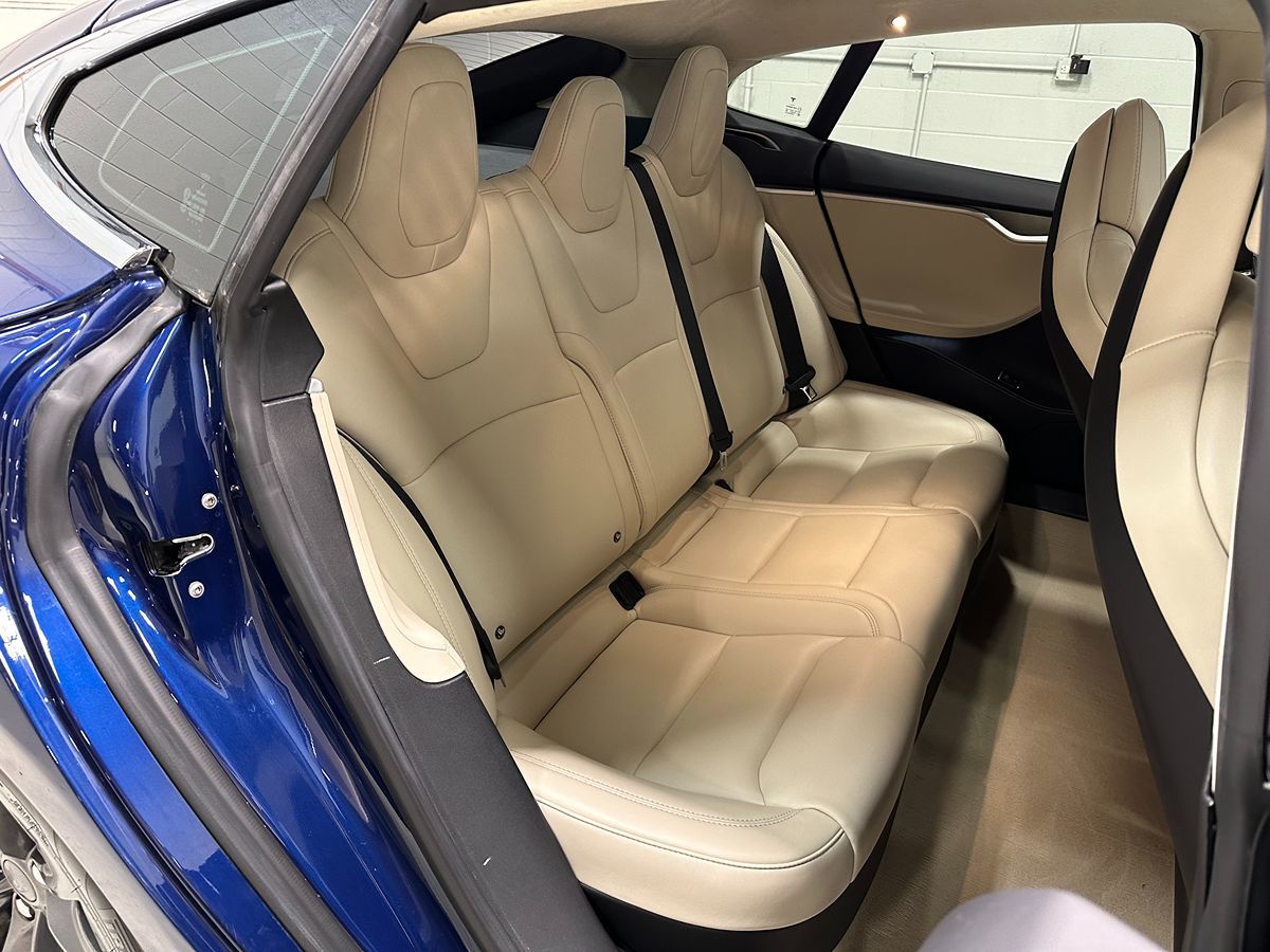 2017 Tesla Model S 100D photo 14