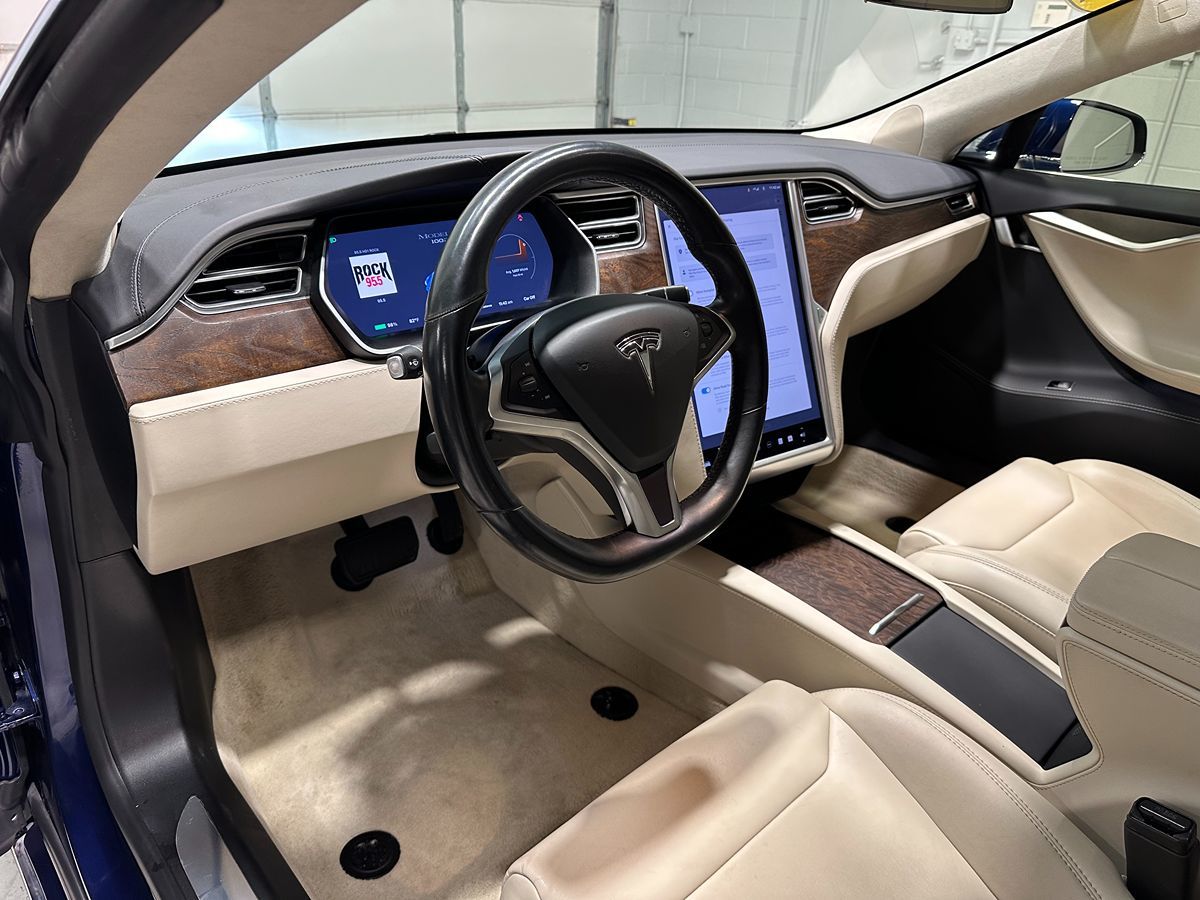 2017 Tesla Model S 100D photo 23
