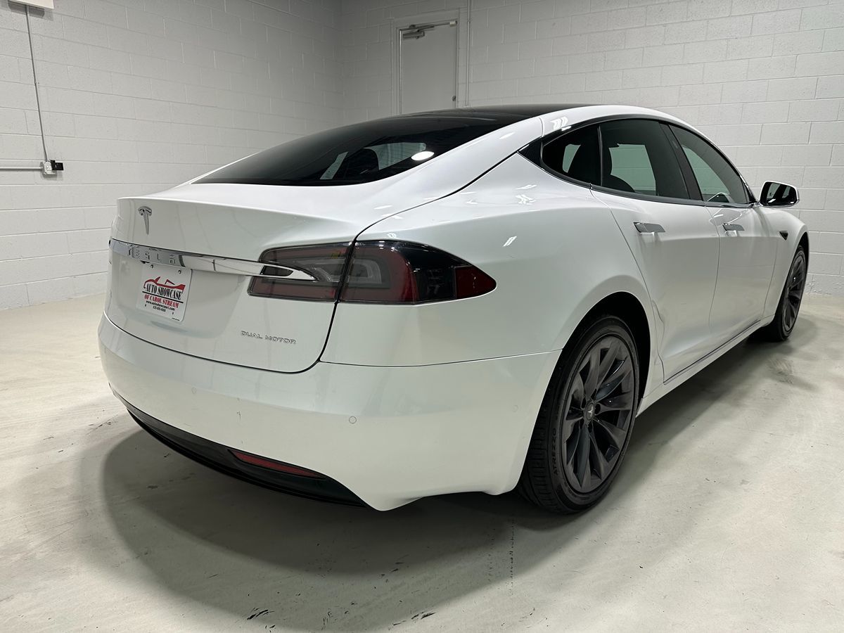 2020 Tesla Model S Long Range Plus photo 4